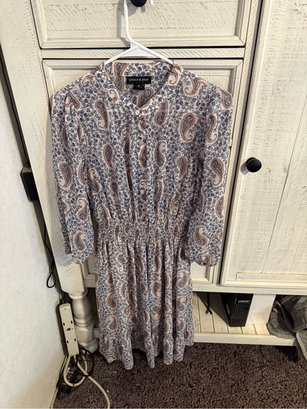 Stella & Julie Blue Paisley Long-Sleeve Midi Dress